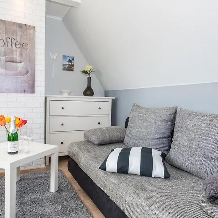 Seestern, Gemuetliche Und Moderne Fuer 2 Personen In 公寓 *