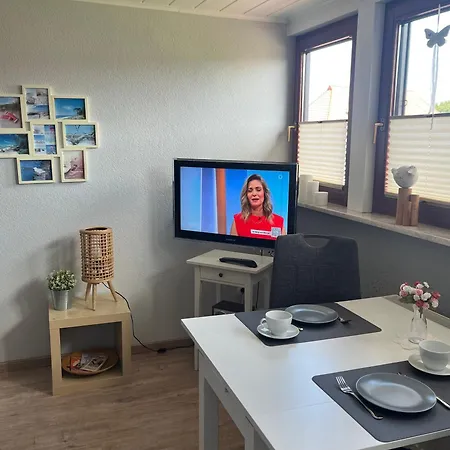 Seestern, Gemuetliche Und Moderne Fuer 2 Personen In
